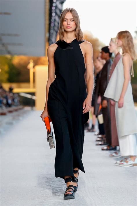 Hermès: Spring 2019 (Published 2018) 